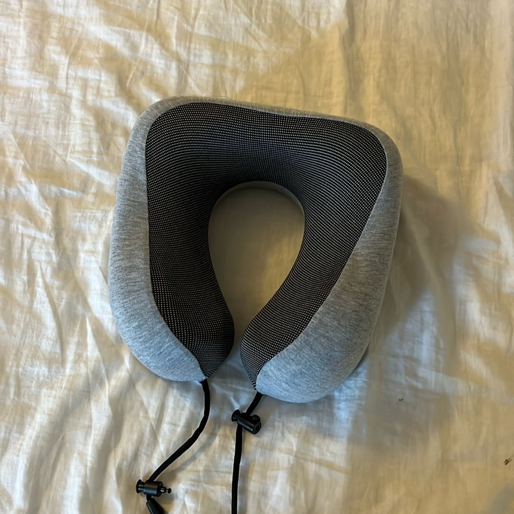 NAPFUN TRAVEL PILLOW